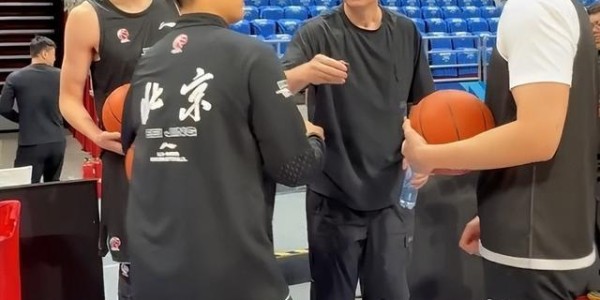 MK体育-杜锋：北京投出56%三分命中率 我们只有32%稍微好一点效果就不一样